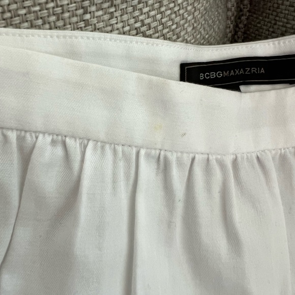 White Off the Shoulder Ruffle Top - Picture 3 of 3